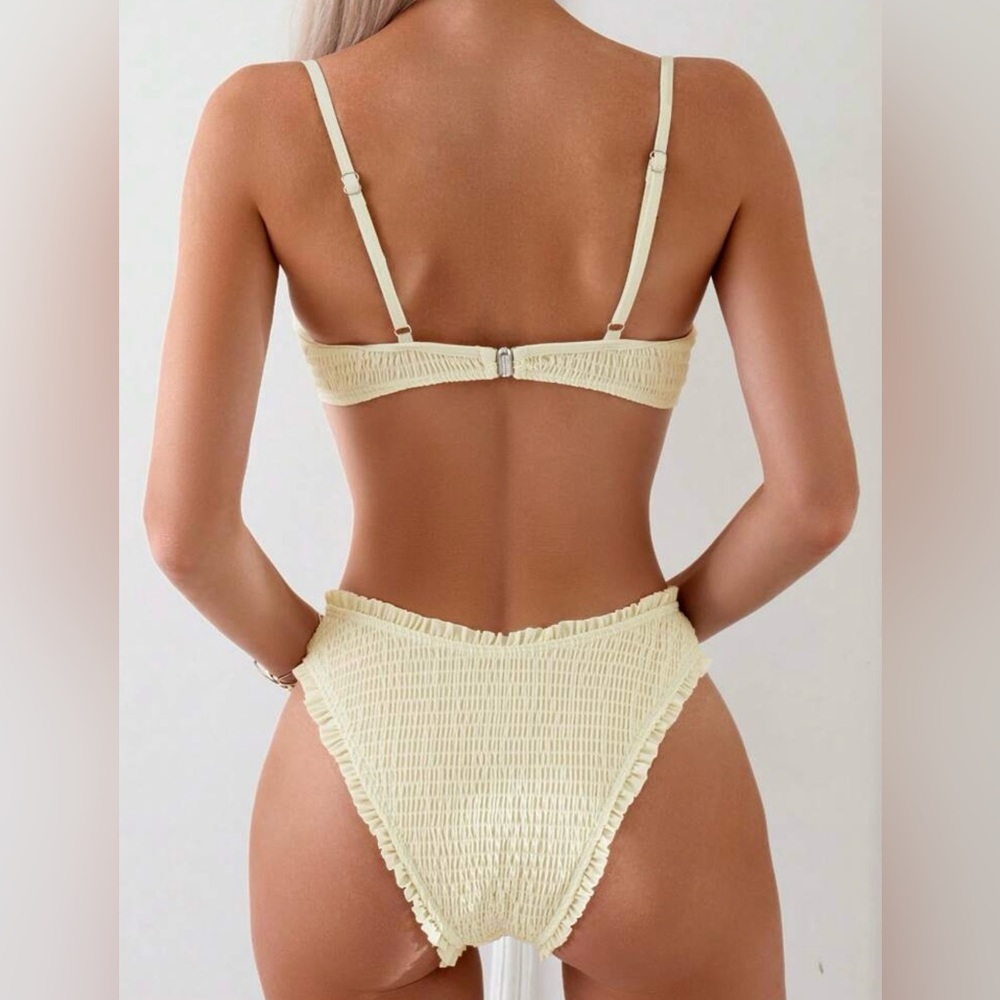 Cream Ruffled Bikini Set - Picture 2 of 11